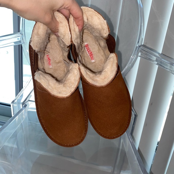 Softmoc Wool Ankle Booties - LIKE NEW - Picture 3 of 4